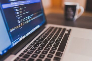 programming languages List of the top programming languages for 2024, highlighting key features and use cases for Python, JavaScript, Java, C#, Go, Rust, Kotlin, TypeScript, Swift, and Ruby.